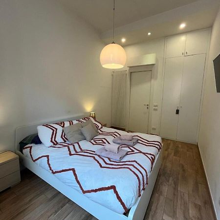 La Dolce Vita - Luxury Colosseum Boutique Apartment ローマ エクステリア 写真